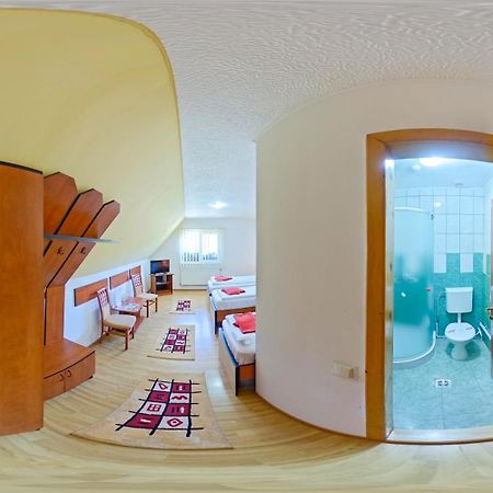 Pensiunea Nemes Panzio Acăţari Exteriör bild